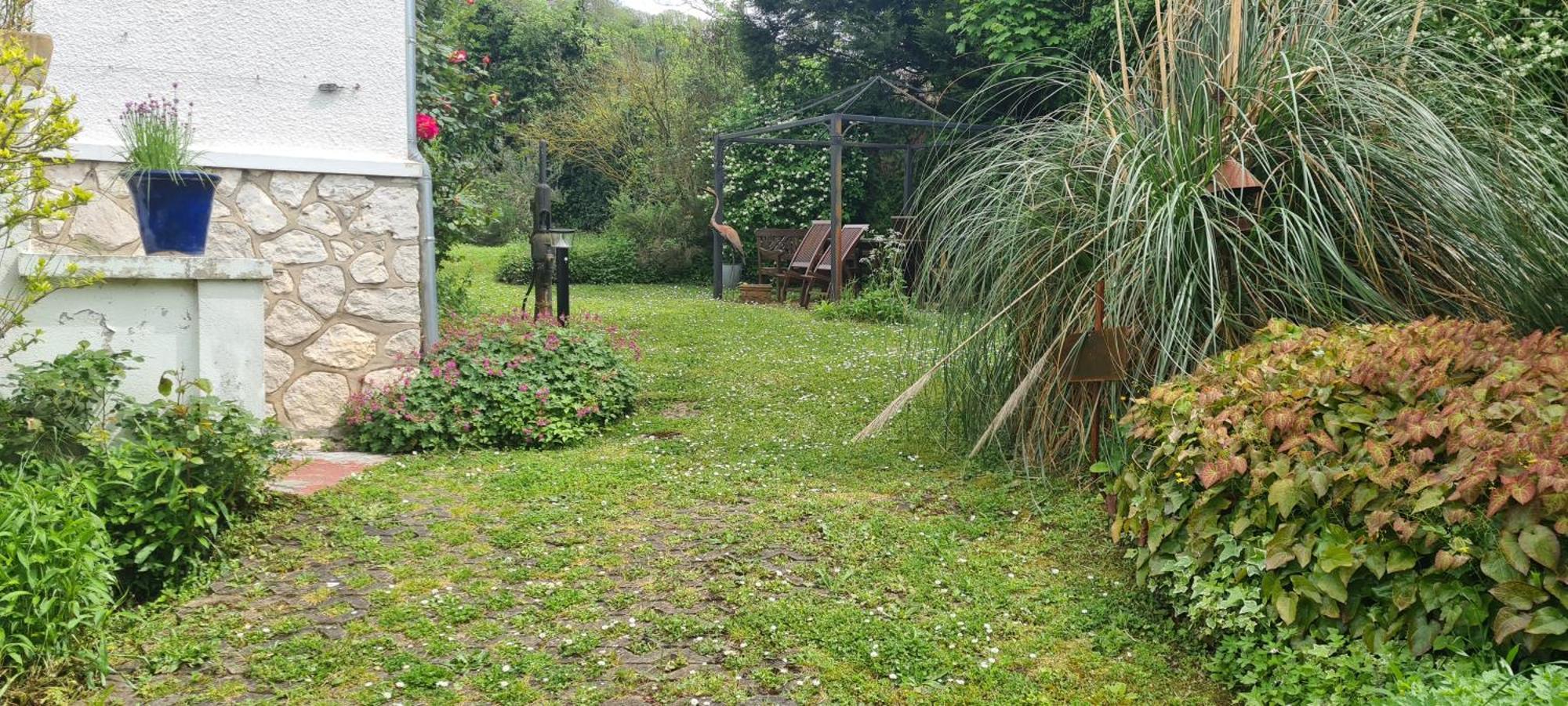 ホテル Le Jardin Enchante ジヴェルニー エクステリア 写真
